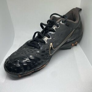 Nike football  Cleats Black Gold Size US 7 Youth Fastflex